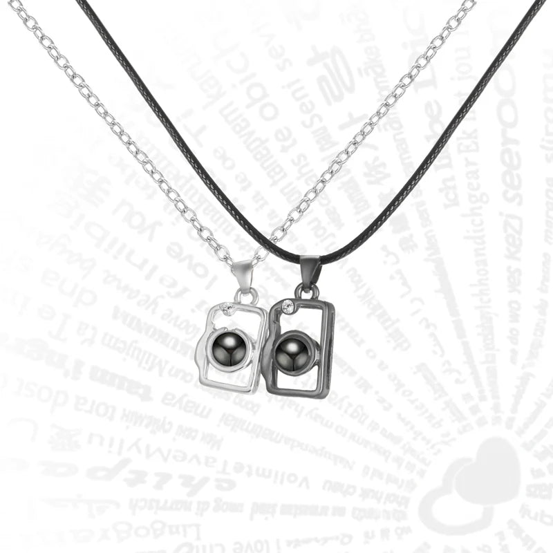 Collar Proyección Te Amo en 100 Idiomas
