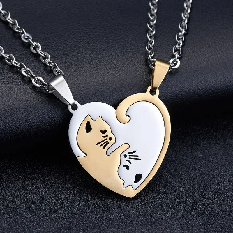 Collares magnéticos de gatos con corazón para 2 personas