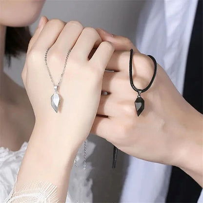 Collares Besties de Corazón Magnético para 2