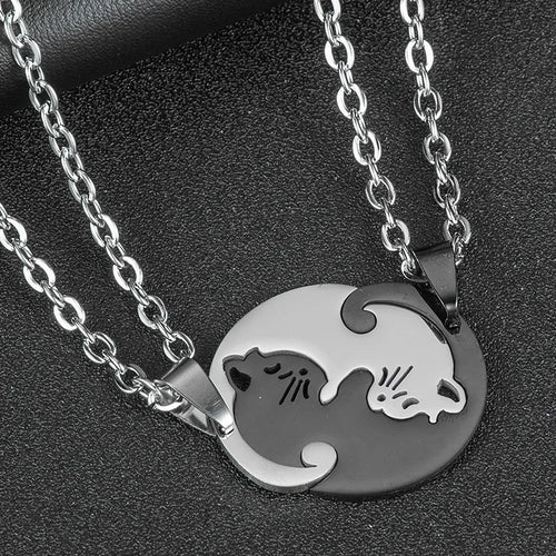 Collares magnéticos de gatos con corazón para 2 personas