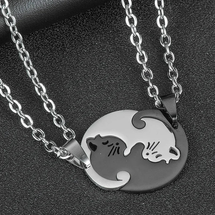 Collares magnéticos de gatos con corazón para 2 personas