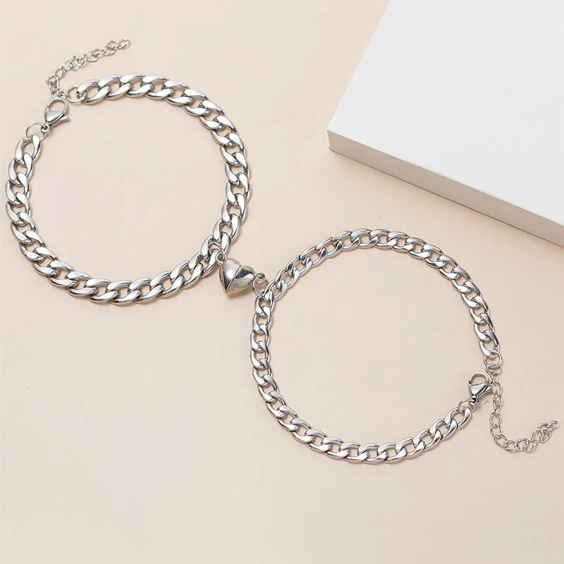 Pulseras de cadena con corazón magnético para 2
