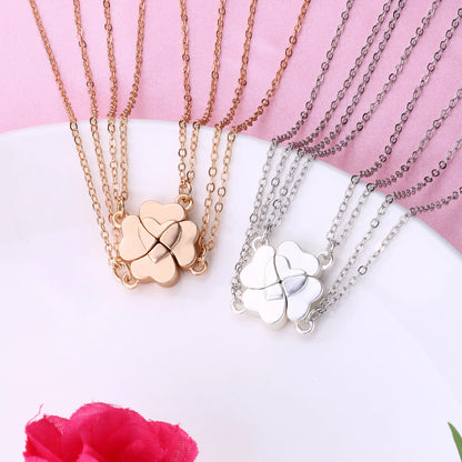 Collar de trebol de cuatro hojas magnetico para 4 amigas en dorado y plateado, dos versiones del set Best Friends